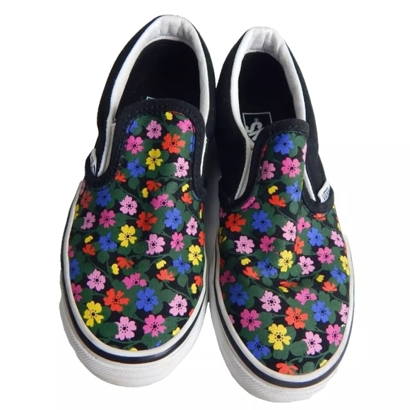 Vans Floral Printed Slip On Sneakers - Picture 1 of 10